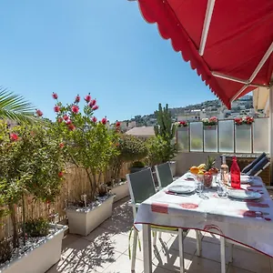 Le Mantega - F2 Moderne,centre Ville, 2 Grandes Terrasses,climatisation, Ascenseur Appartement